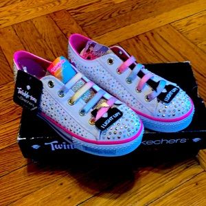 NWT Light Up Sketchers- 13.5